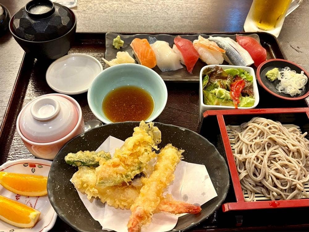 お食事処 万葉庵 東京湯河原温泉 万葉の湯