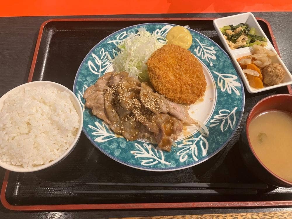 おでん・豆富・創作料理 赤坂 花でん