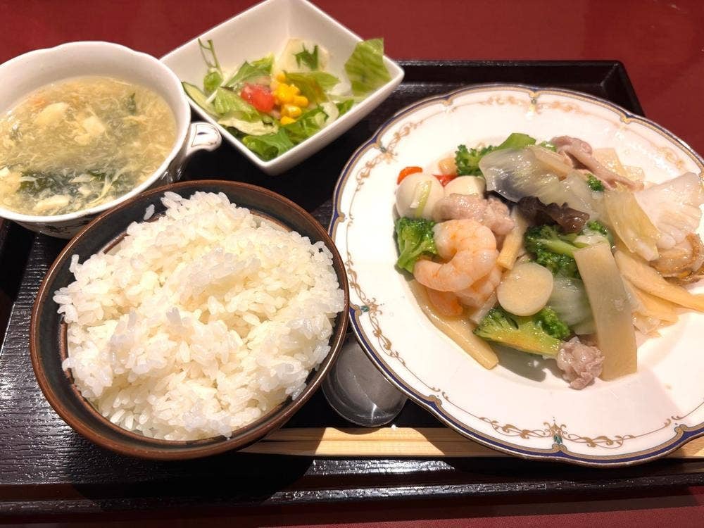 創作料理 YAESU BISTRO