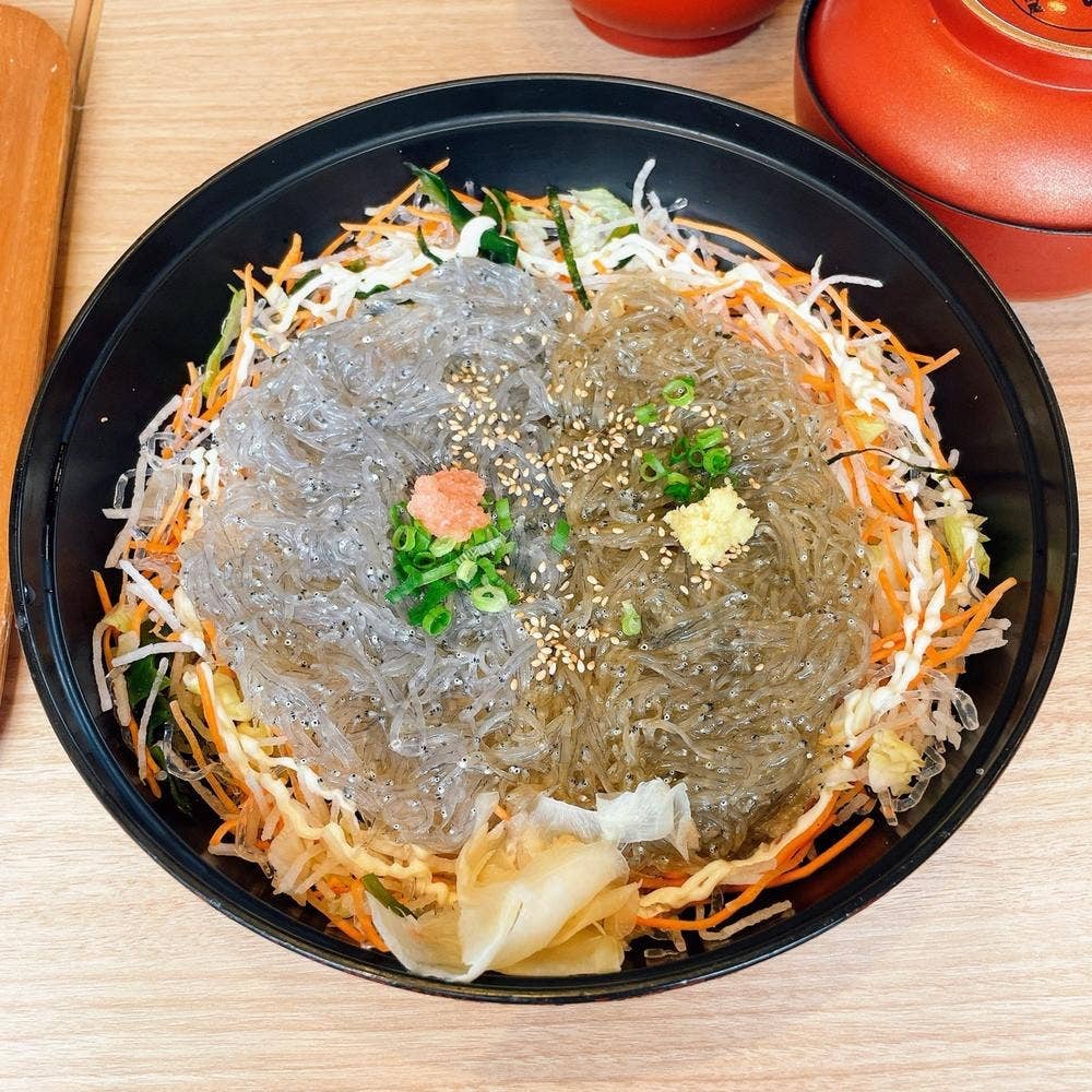 しらす問屋 とびっちょ本店