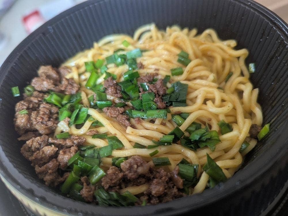 麺と肴 担々麺 ぺん坊