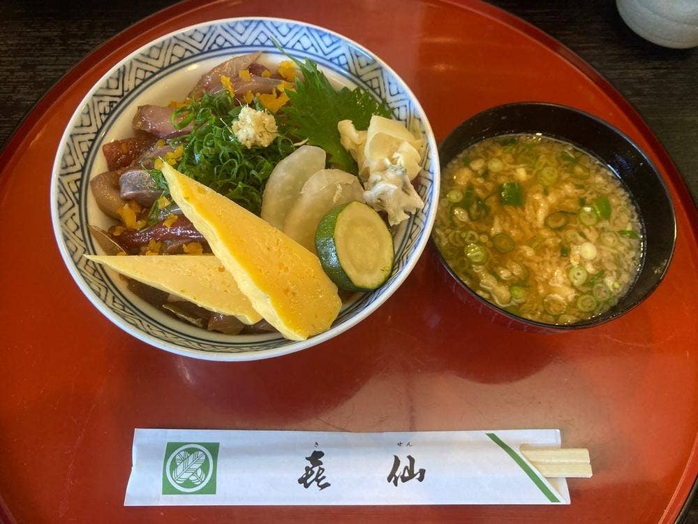 鮨・割烹 喜仙