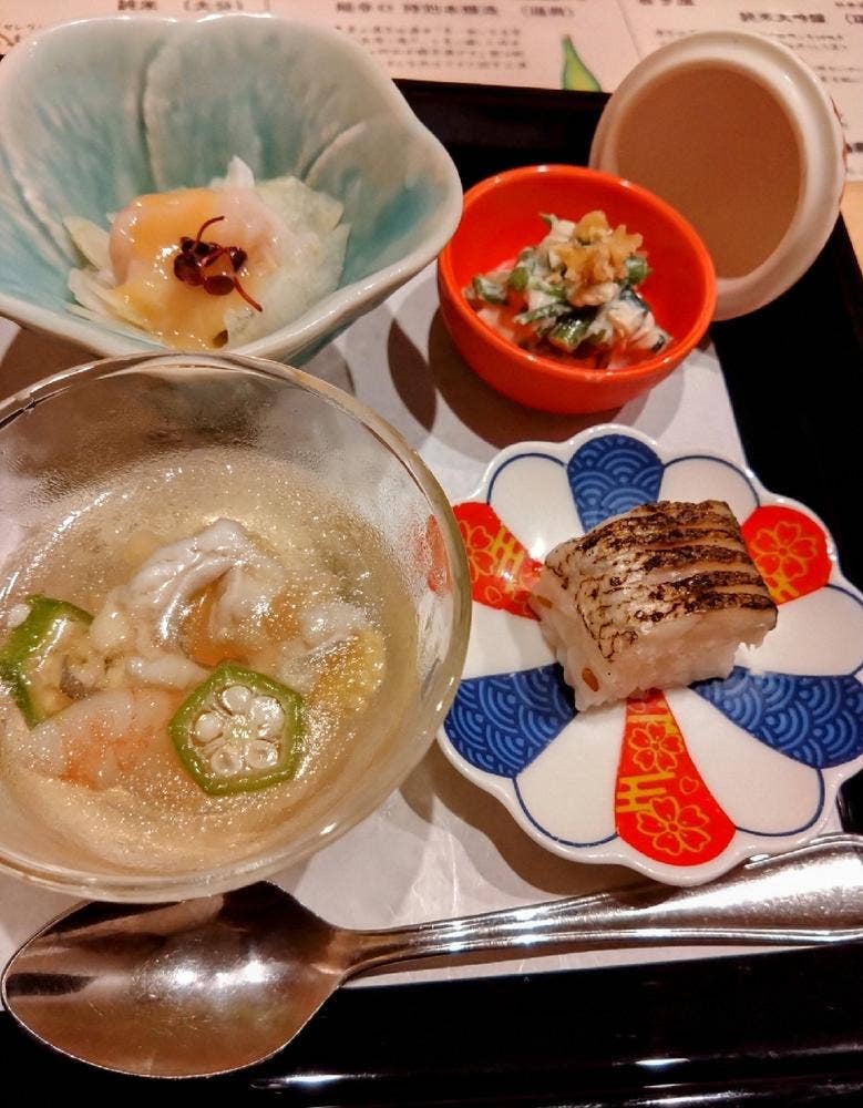 あら鍋 クエ料理とイカ活造り 博多 かんべえ 福岡総本店
