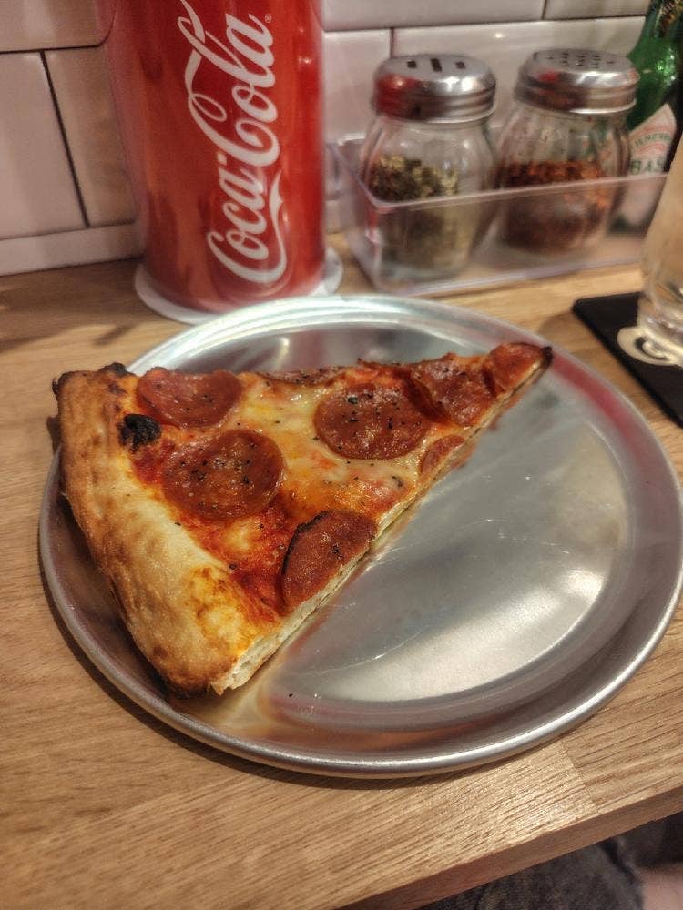 ピザオリーブ 横浜ジョイナス店
