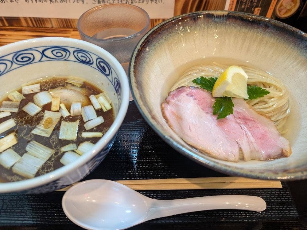 JAPANESE光ラーメン