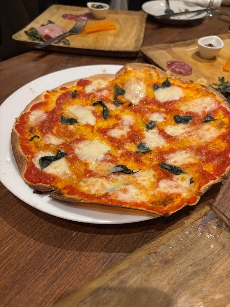 銀座でワイン。