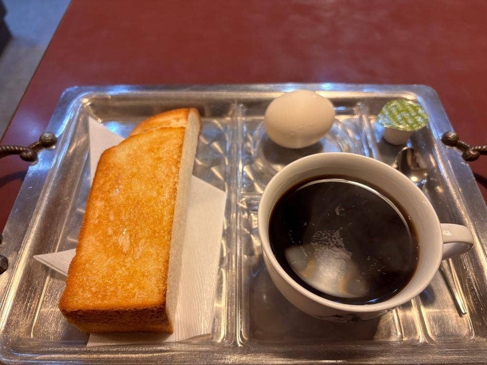 チロル