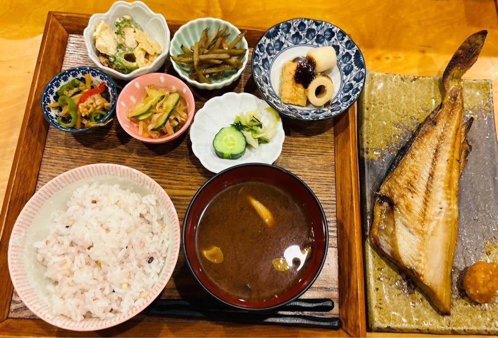 ごはん屋 四季菜