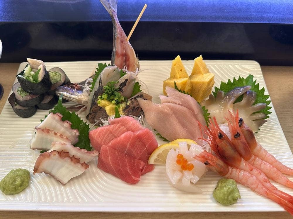 すしざんまい 浅草雷門店
