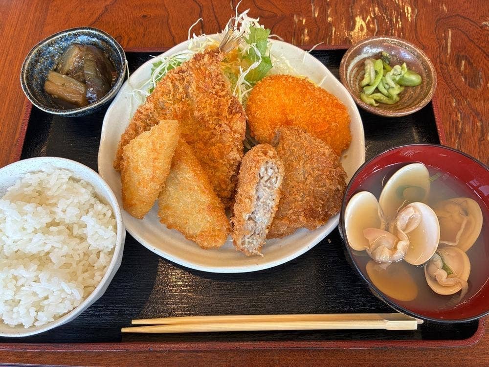 お食事処 憲助