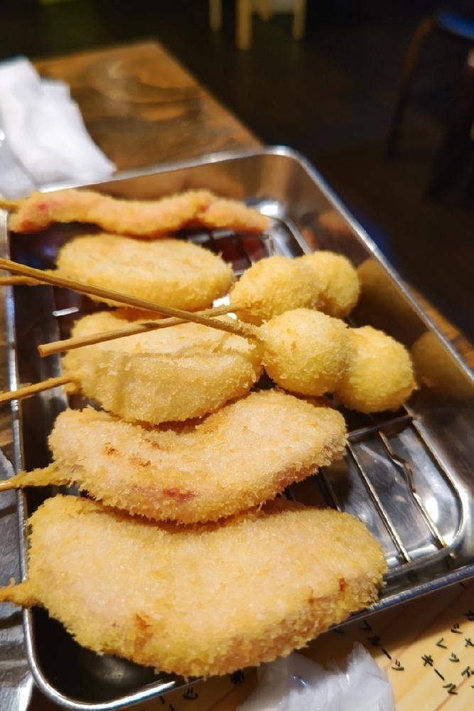 はち 揚げ物店