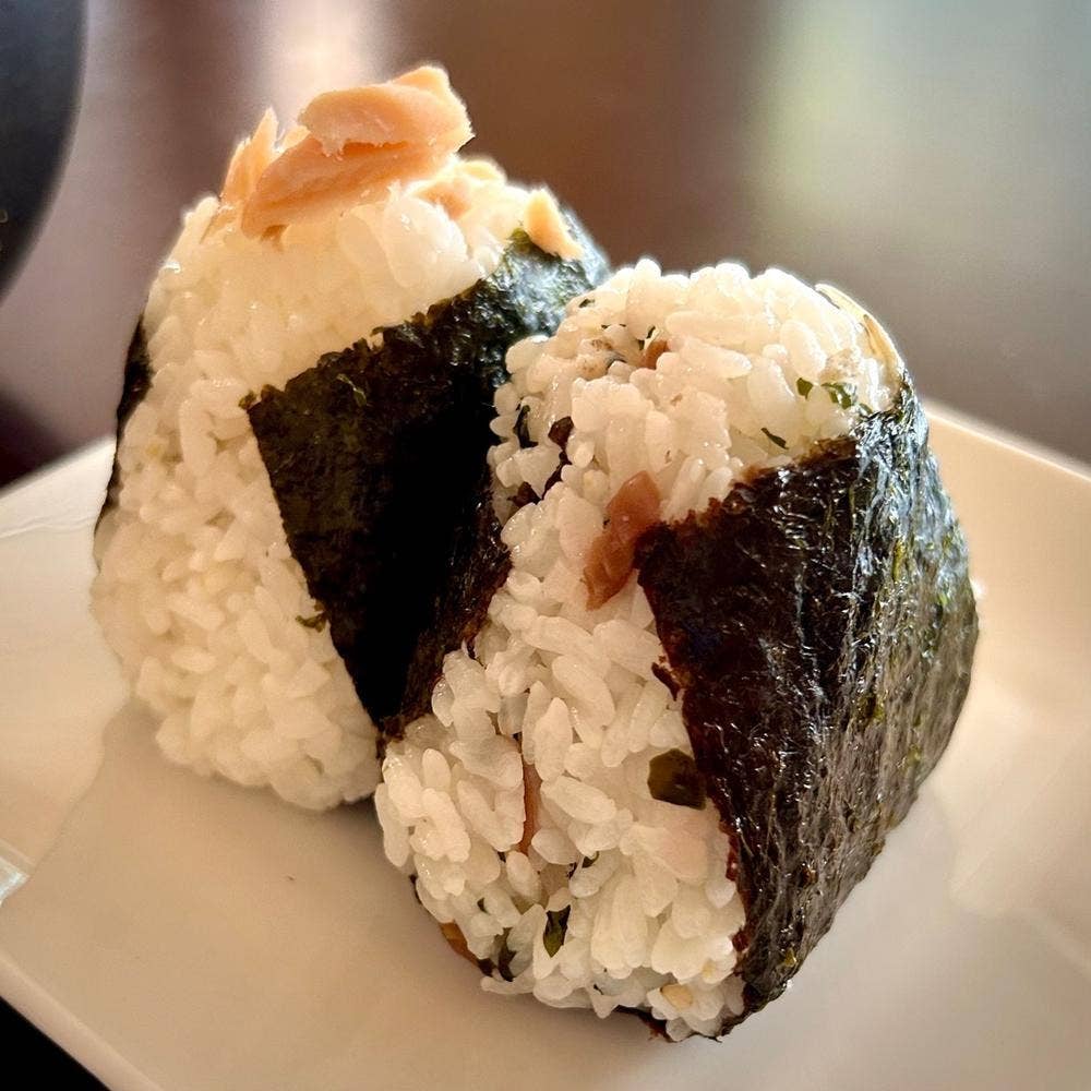 オムスビコロン