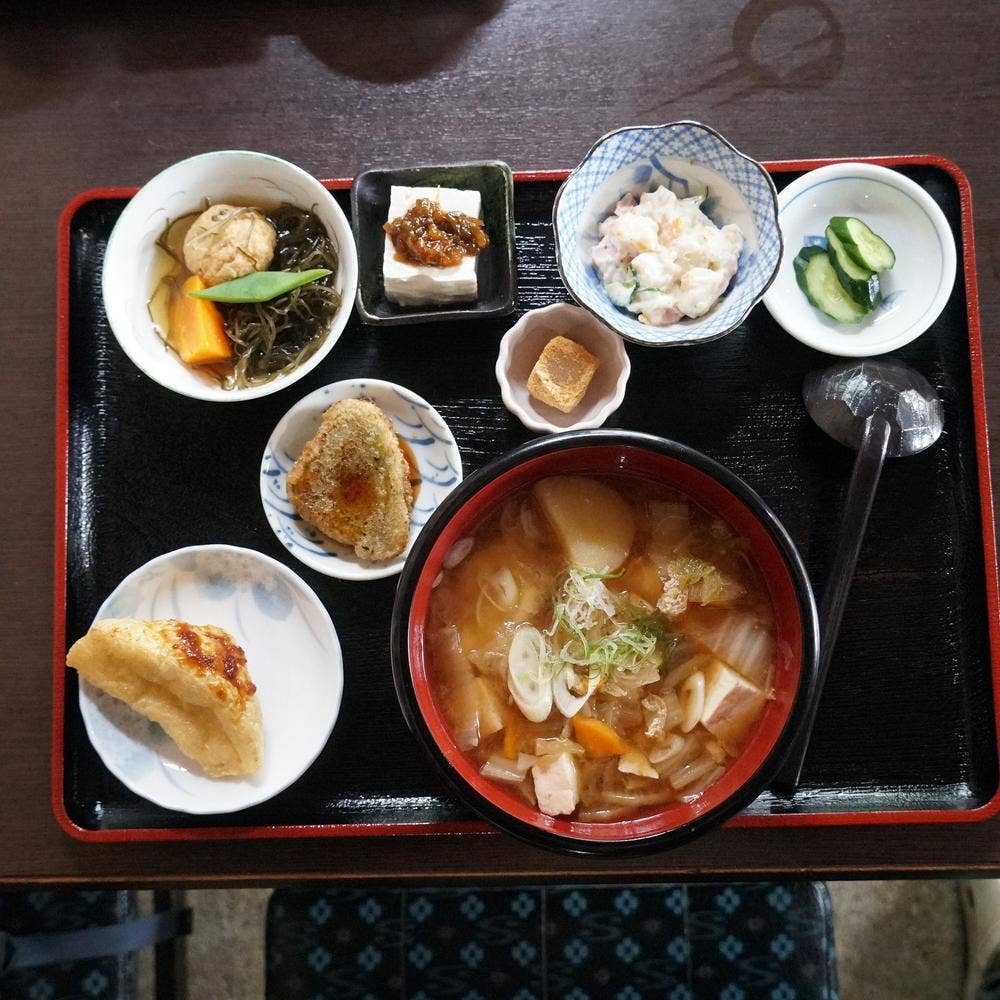 里の茶屋