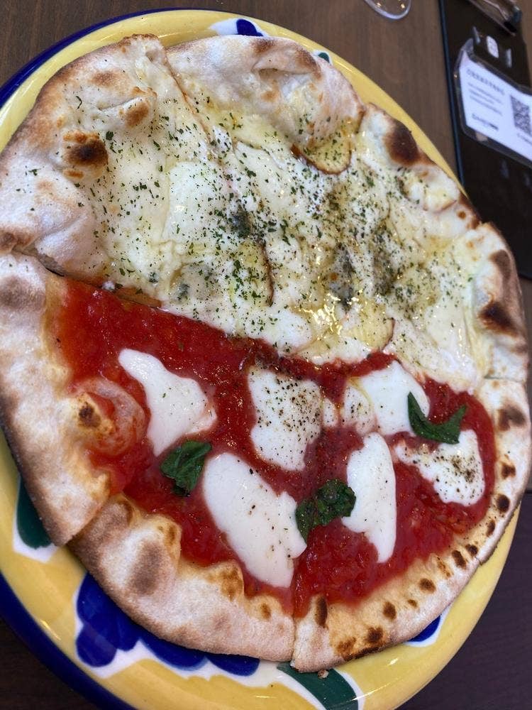 肉と石窯ピザのイタリアン ピザコゾウ 横浜関内