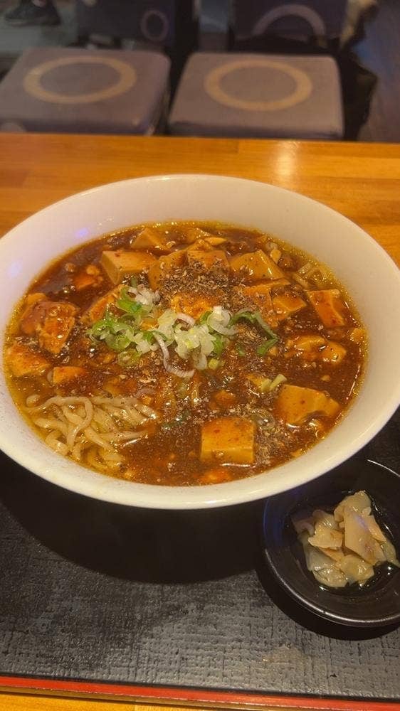 大衆食堂 るんごホール