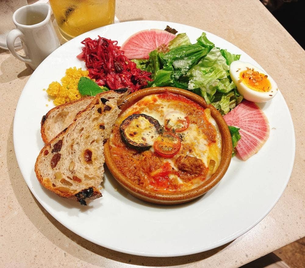 カフェ&ブックス ビブリオテーク 東京・有楽町