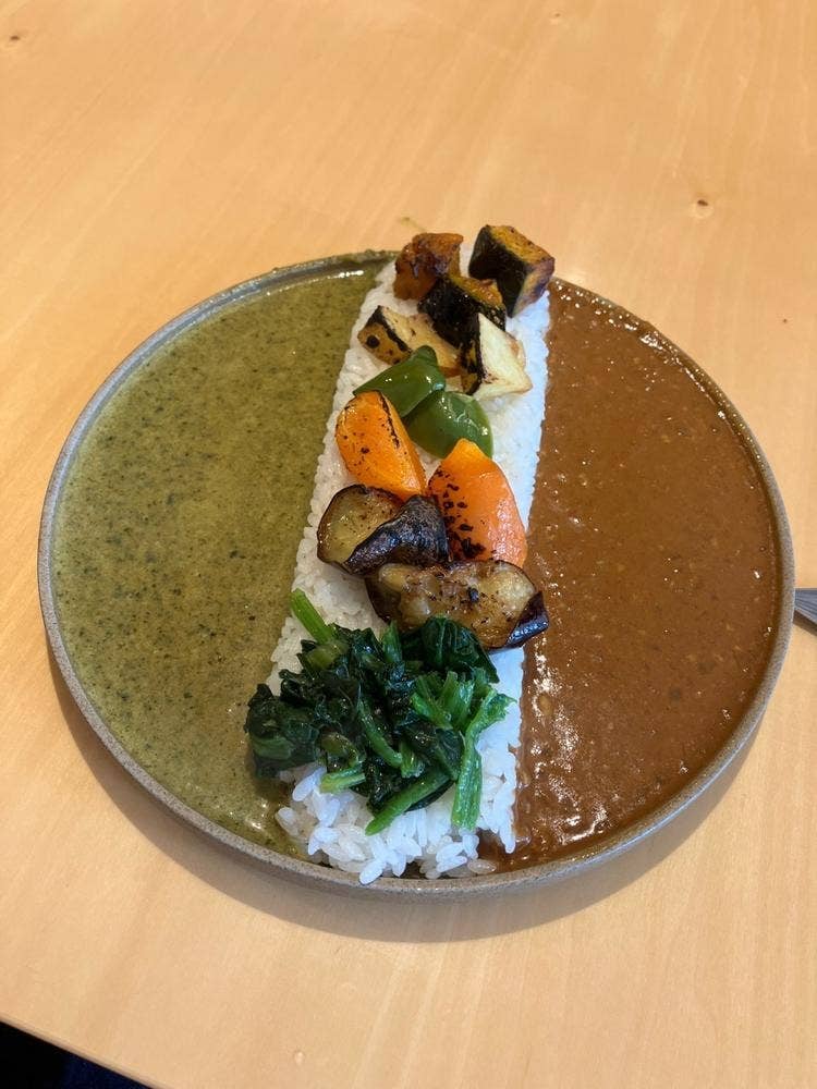 BIRTH DINING by plein