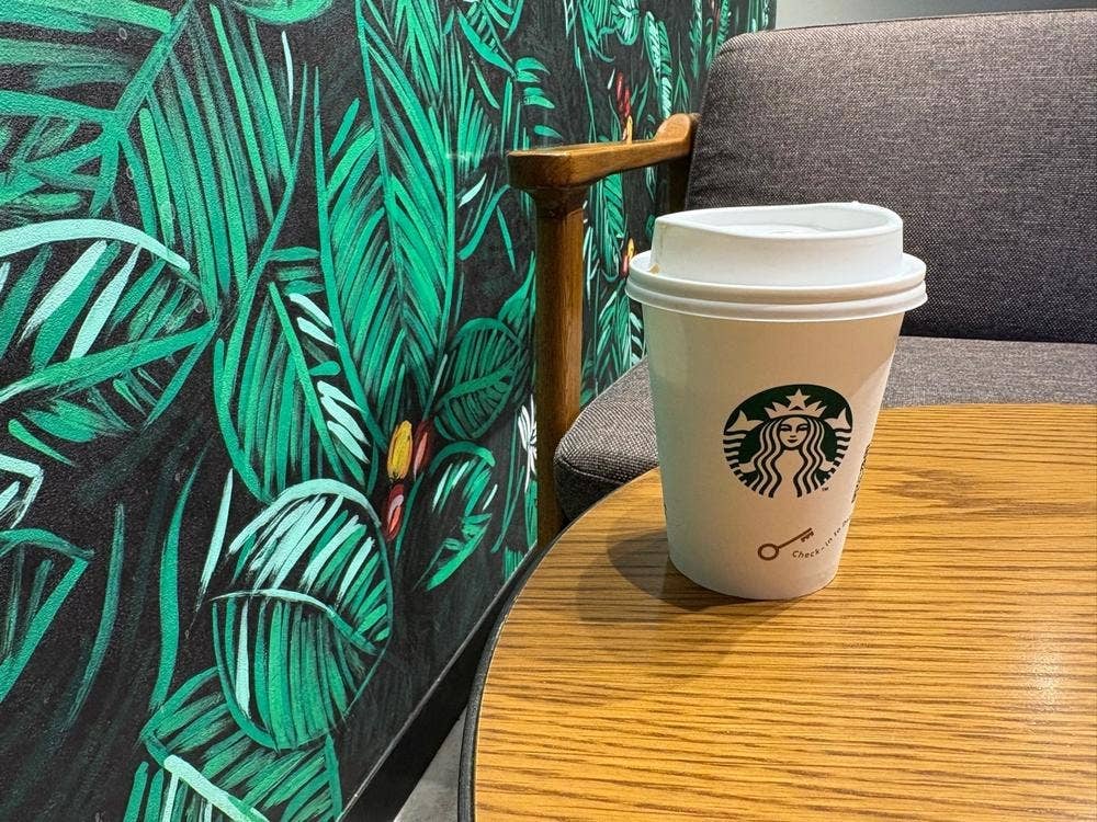 スターバックス コーヒー 淡路町駅前店