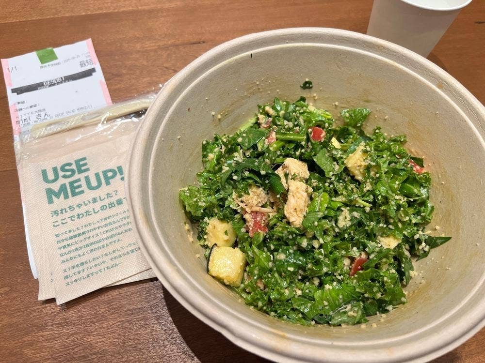 CRISP SALAD WORKS 阪急三番街店