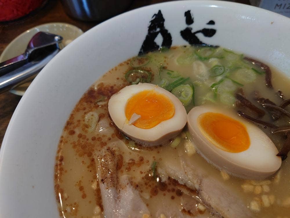 博多ラーメン 膳 筑紫野原田店