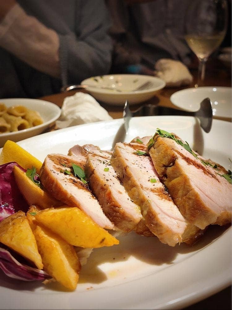 トラットリア オイノス 新横浜