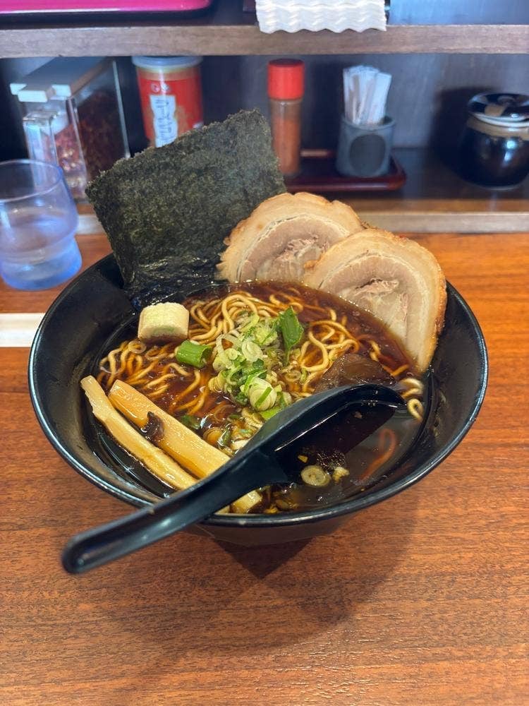 拉麺 鷹の爪 士別店