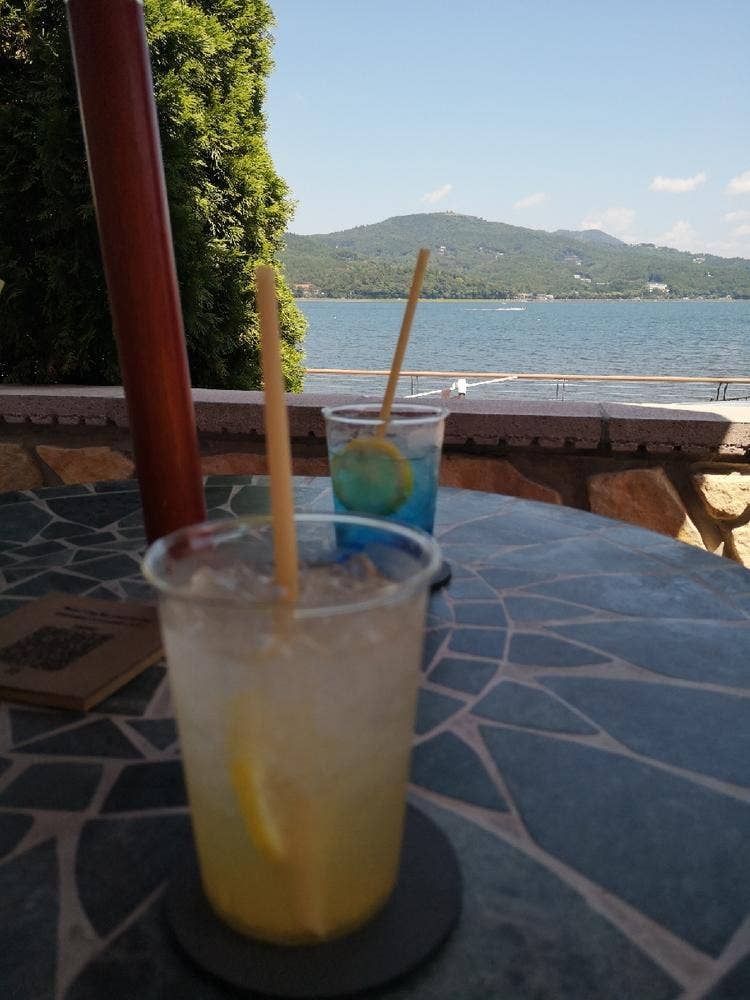 AMAAMA BAR&CAFE LOUNGE