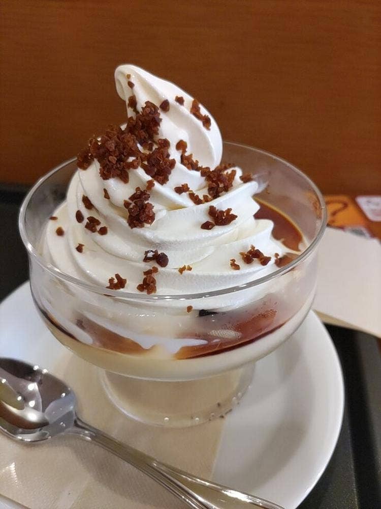 カフェ・ベローチェ 博多大博通り店