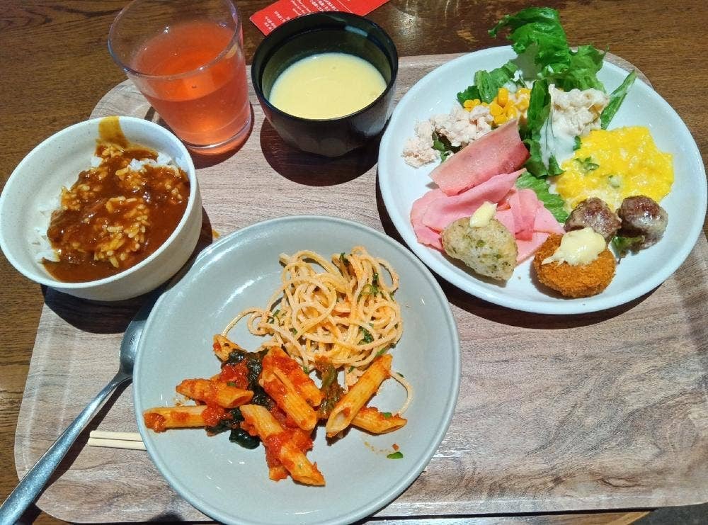 Salvatore Cuomo 市場 博多