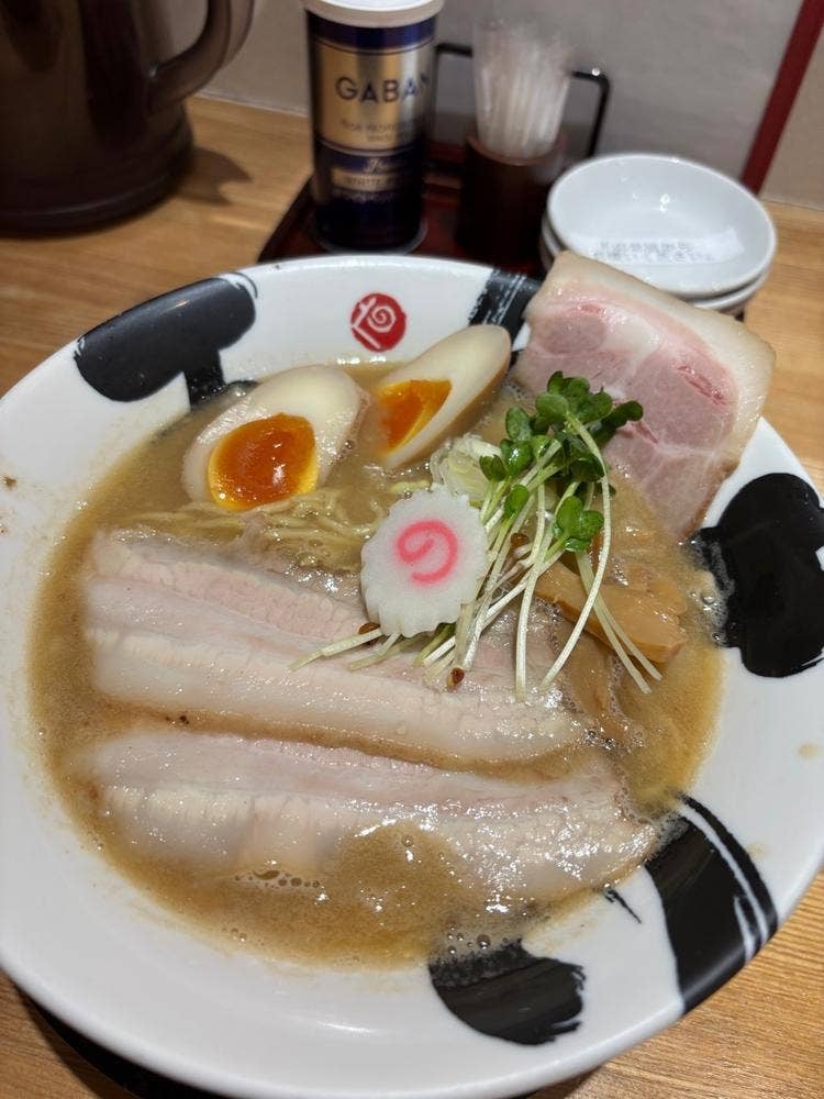彩色ラーメンきんせい 高槻本店