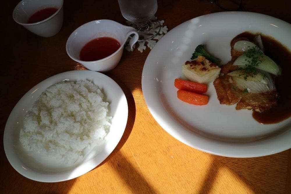 ぺオニーガーデン