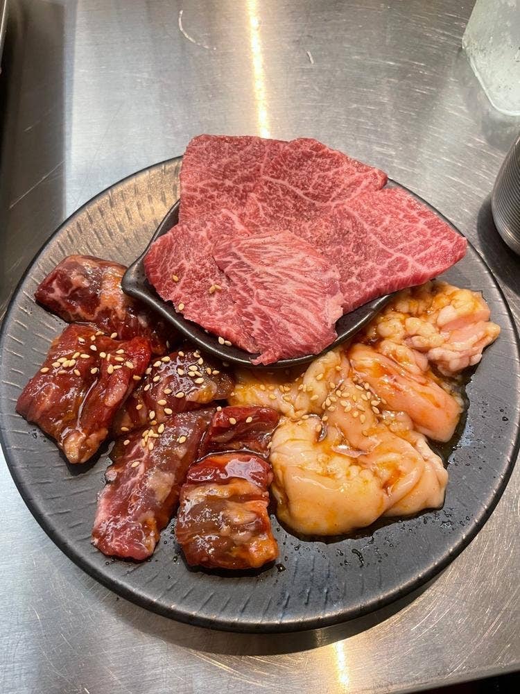 大衆焼肉 とら屋