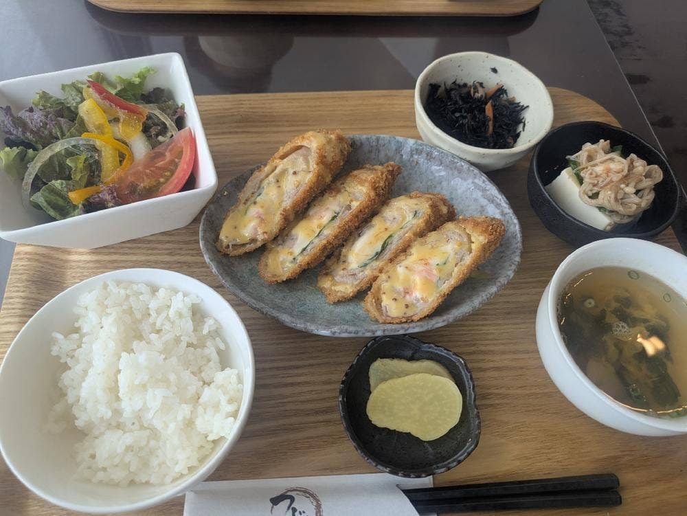 café ダイニイング つじ丸