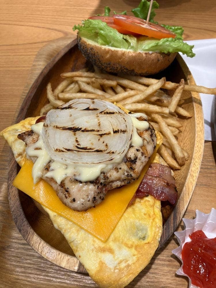 KUA’AINA イオン越谷レイクタウン店