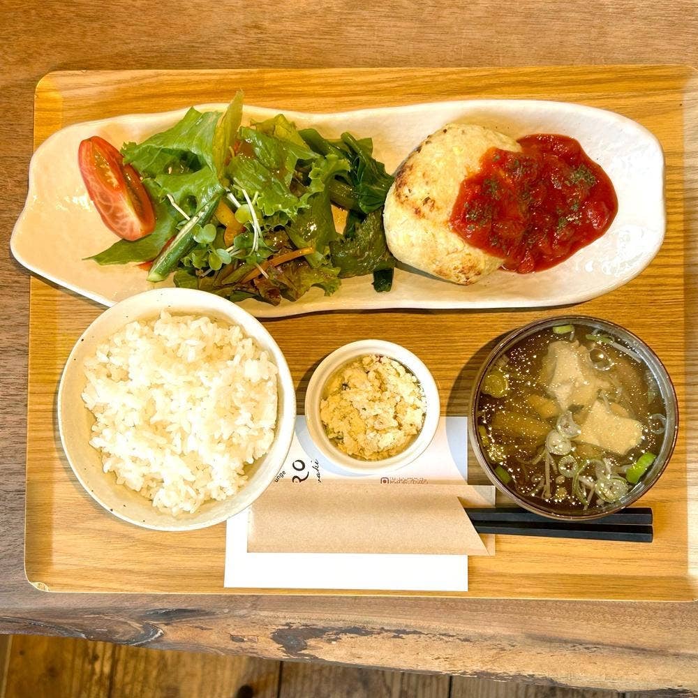 ゲストハウス & ラウンジ FARO いわき