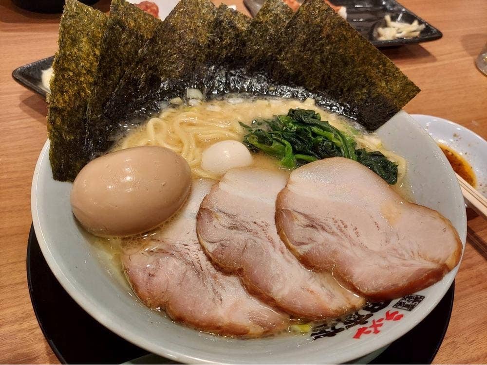 横浜家系ラーメン 町田商店 一宮店