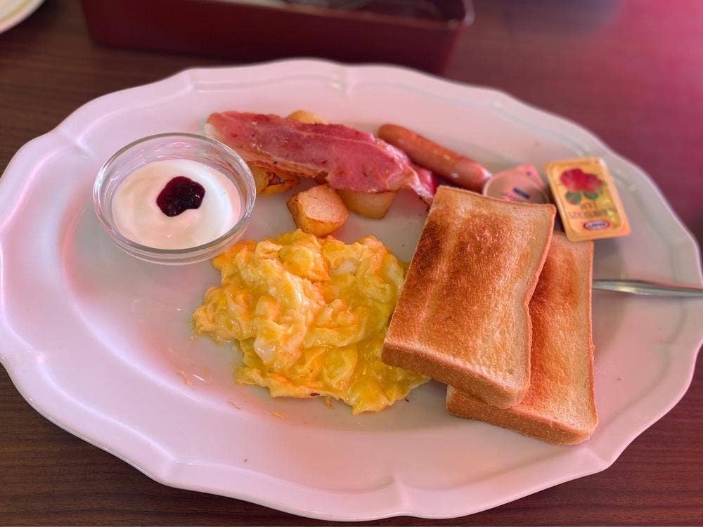 ロイヤルホスト 本山店