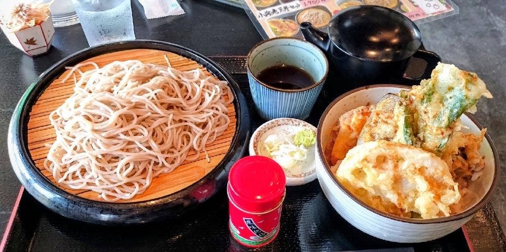 蕎麦と甘味 さくら