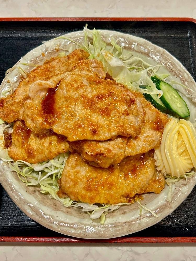 朝挽もつ焼 芝浦本家