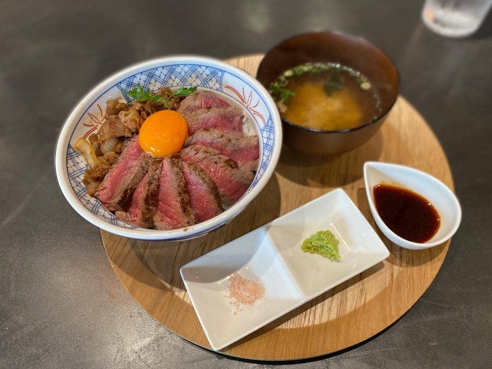 肉グリルノダニク