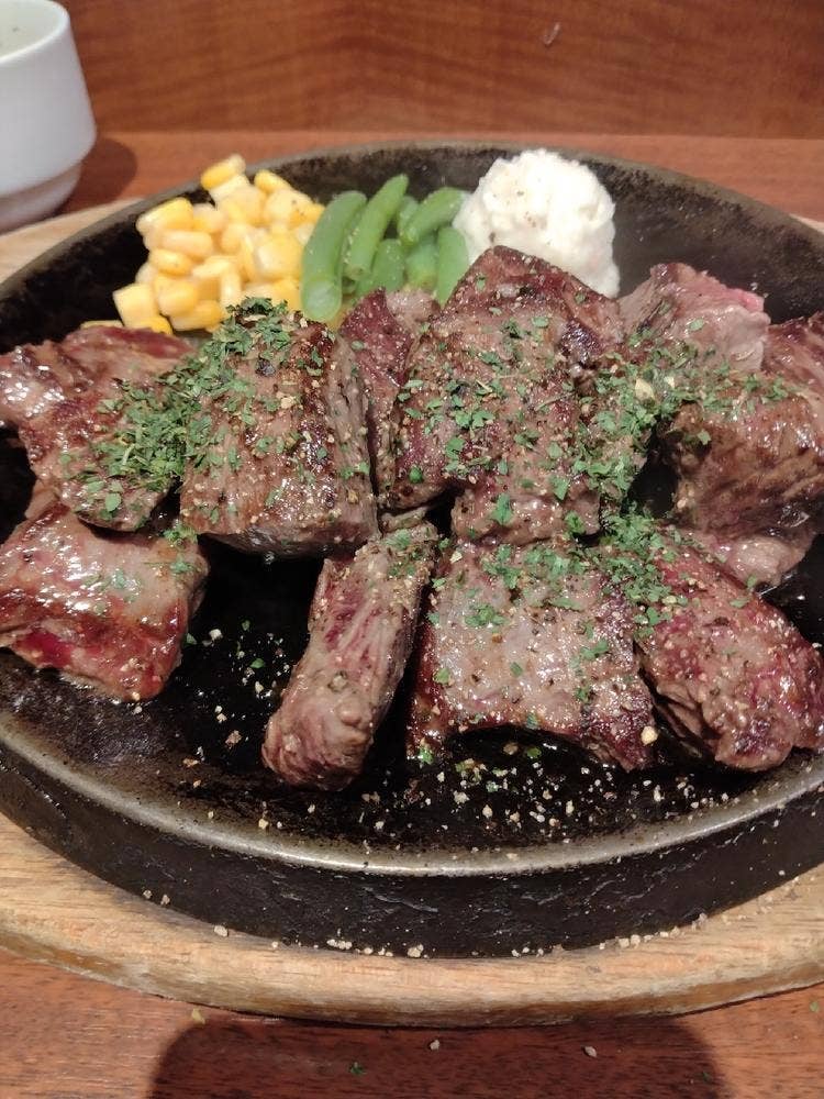 鉄板王国 西新宿店