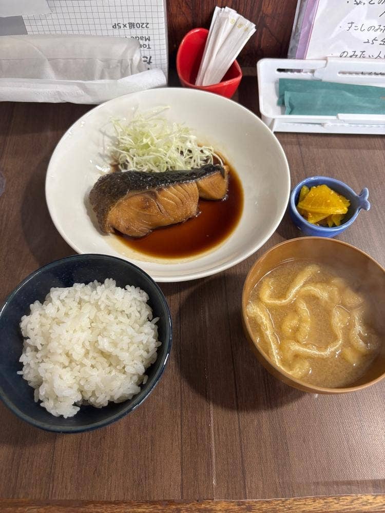 海鮮食堂いちまるいち