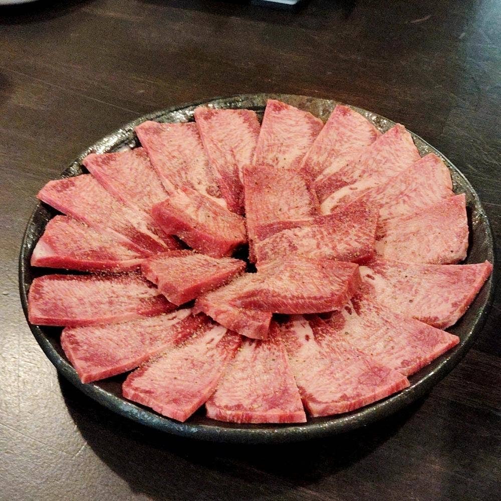炭火焼肉だるま