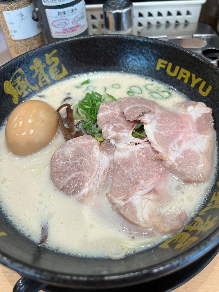 とんこつラーメン 博多風龍 秋葉原総本店