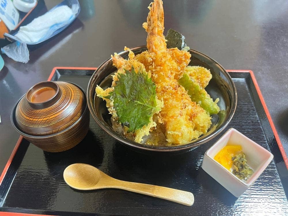 お食事処 岬鮨