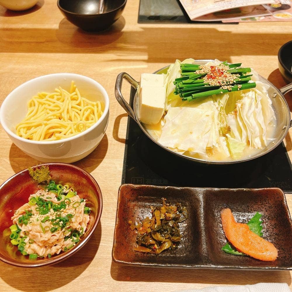 博多もつ鍋 おおやま カウンターKITTE博多店