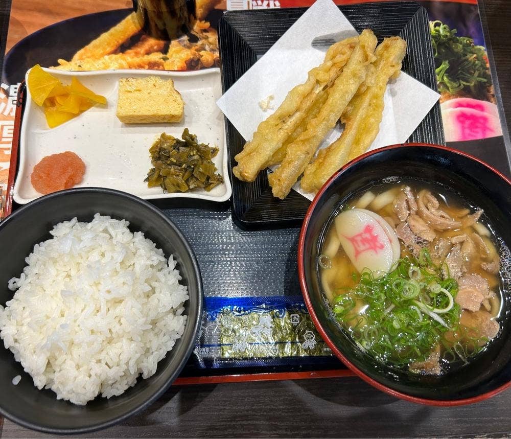 資さんうどん 上津バイパス店