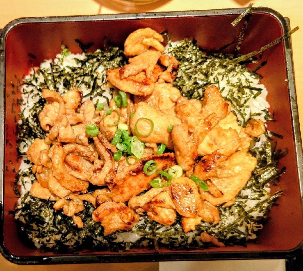 やよい軒 難波元町店