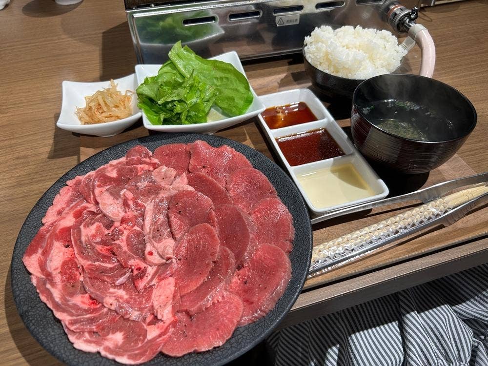 やきにく処 蔵元 西台店
