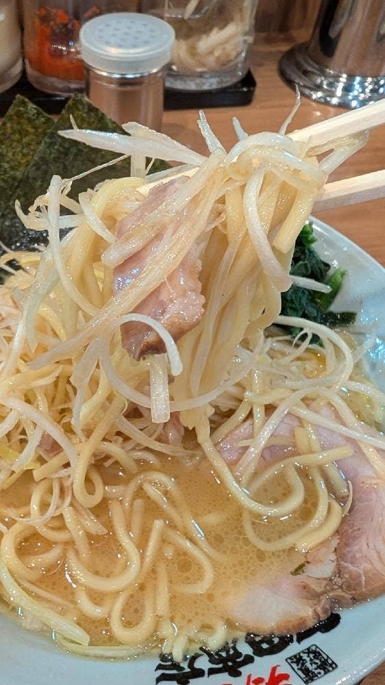 横浜家系ラーメン 町田商店 東村山店